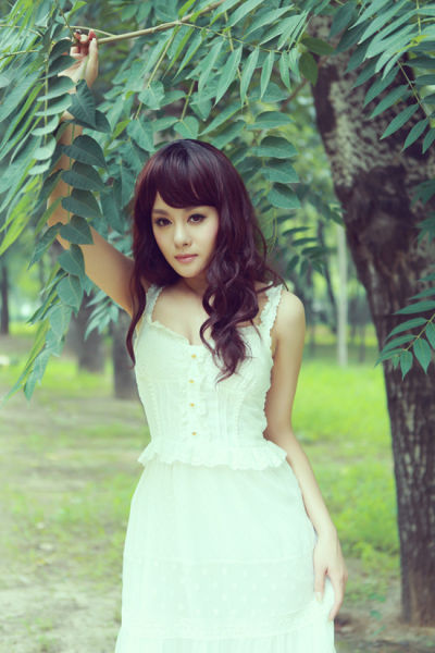 黑金烈杀青王冕转型演霸气女强人