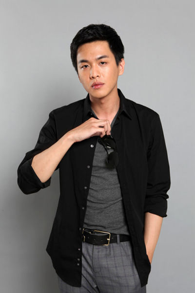 雳剑张若昀我跟严颂声有点像图