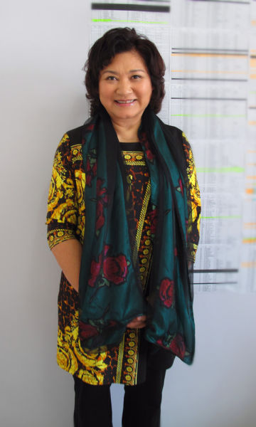 导演林建龙执导的当代都市情感剧《幸福稍后再拨》正在青岛紧张的拍摄