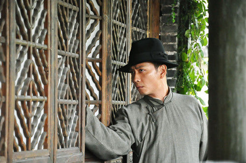 谢君豪《娘心计》玩潜伏 雅痞气质十足