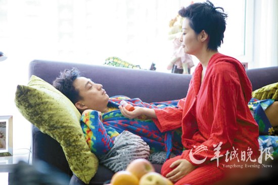 郭洋(佟大为饰)与李梅(马伊琍饰)赵宝刚曾当六年"煮夫"摄影 魏辉 刘伟