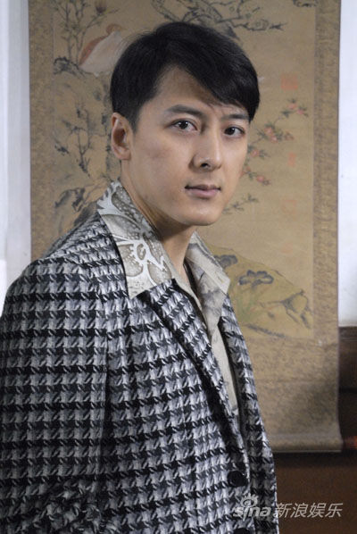 《海峡》近日杀青 金于宸成柳云龙女婿(组图)