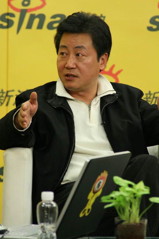 图文导演赵宝刚做客赵宝刚与网友互动