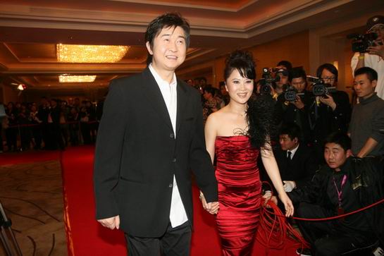 图文：《超访》红毯--模范夫妻付笛生任静_影音娱乐_新浪网