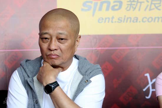 黄力加与黄小蕾(右) 导演黄力加讲方言