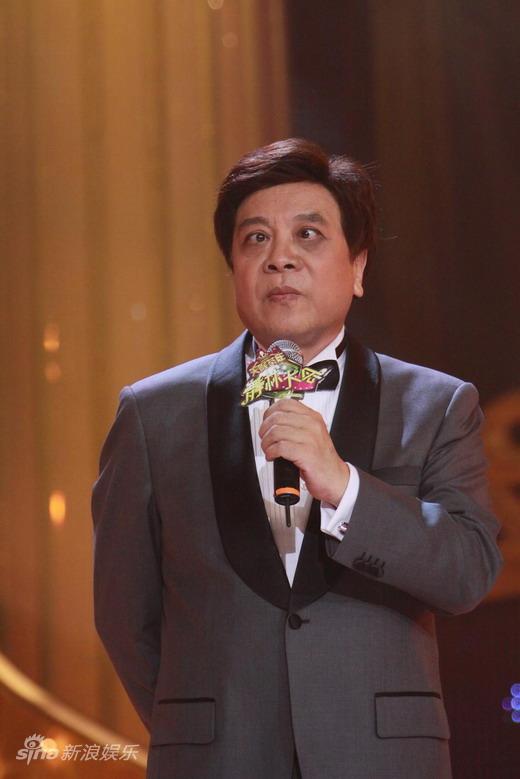 本场比赛请来了周星驰当年的"御用"配角黄一山,吉林卫视主持董飞,第一