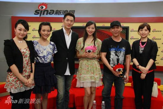图文:《娱乐没有圈》主创做客-问候新浪网友