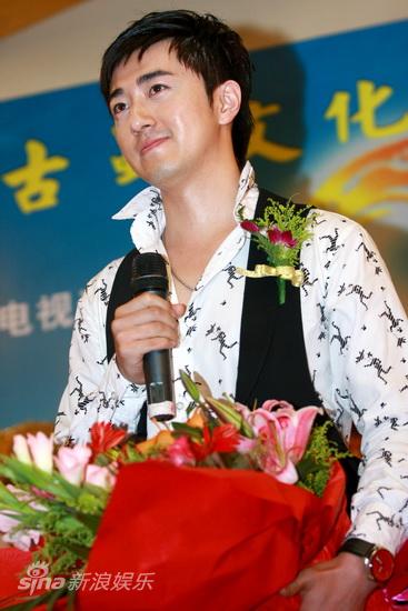 图文:《金沙》开机-吕鑫