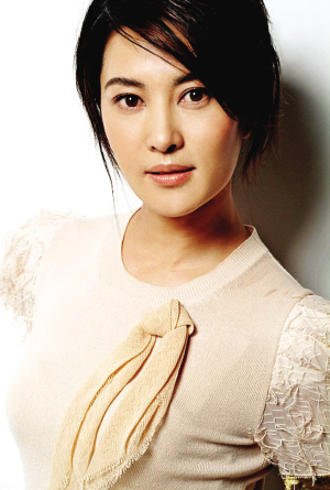 王菁华剃光头体味乳腺癌