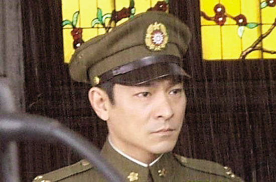 李宗仁(右)特约记者鞠健夫正在热拍的电影《建国大业》的演员阵容丝毫