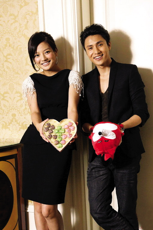 近日,有媒体称《画皮》里的"夫妻"———赵薇和陈坤将出演叶伟信