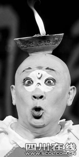 许多外国观众点名看兰家富的"滚灯"