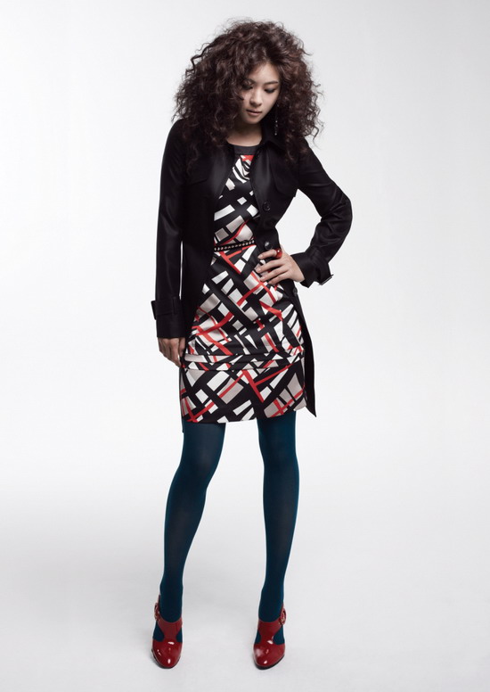 河智苑服饰代言2008秋冬季宣传画报