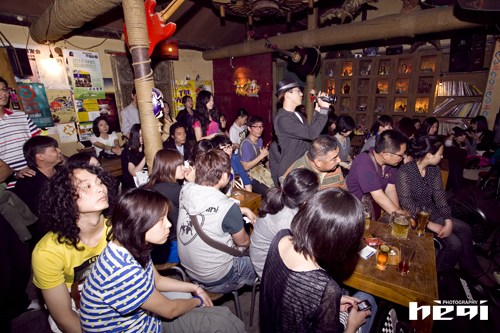 痛仰乐队吉他手宋捷携个人EP疆进酒温情开唱_影音娱乐_新浪网