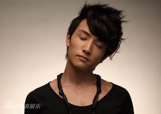 歌手许诺受邀将赴世博献唱巧克力