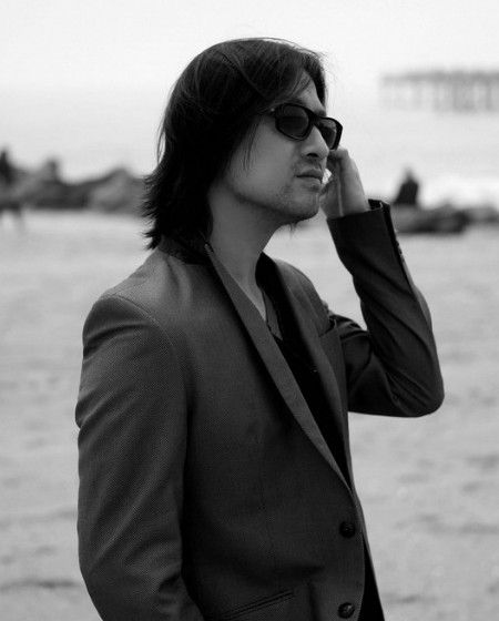 汪峰北美寻找音乐灵感购天价吉他备战北京个唱