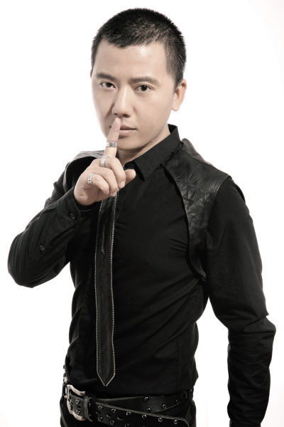 韩信(资料图)新浪娱乐讯 近日,创作歌手韩信的首张专辑《韩信点兵》