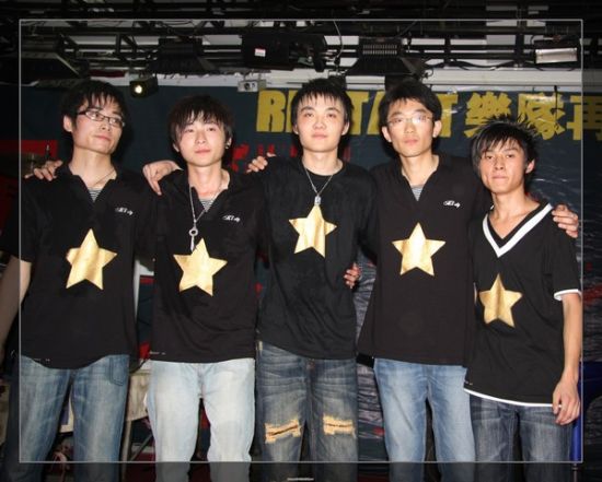 《北爱》遭遇PS门 歌手姚政调侃“还我头来”_影音娱乐_新浪网