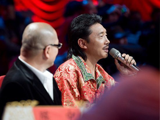 容中尔甲陈思思李在元齐聚中国演艺界联谊会