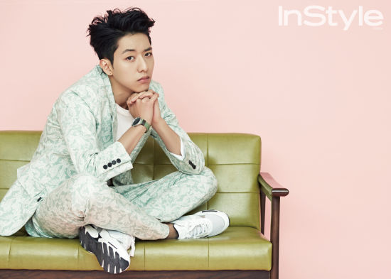 cnblue李正信拍写真 色彩斑斓扮糖果男孩