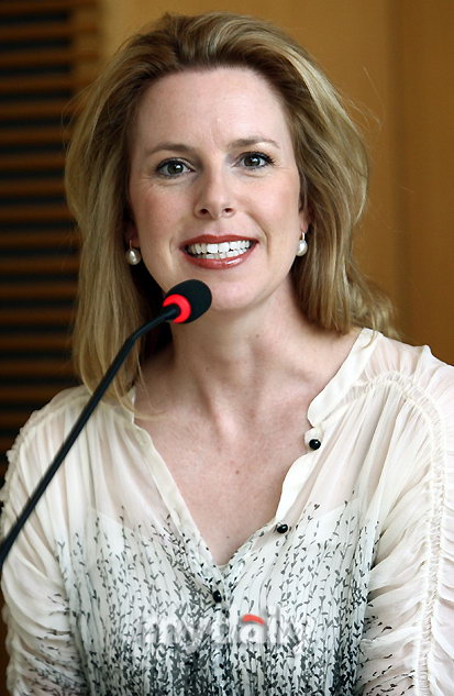 男高音卡雷拉斯首尔开唱 将翻唱韩国名曲(组图)