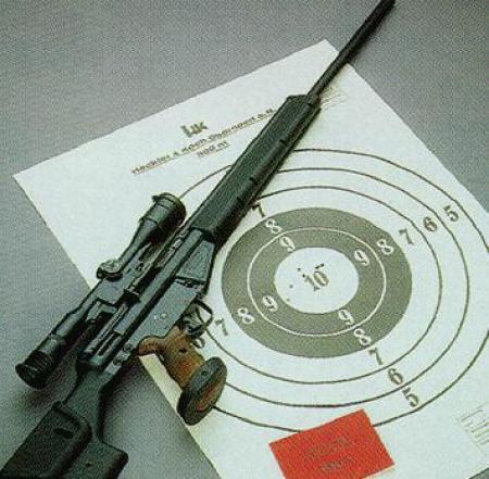 同时psg也是反恐作战狙击枪中最优秀的佼