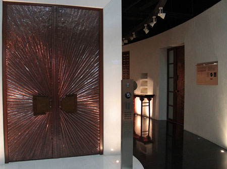 biffar户门价格等同于奔驰,是高端楼盘或别墅的风格定制首选.