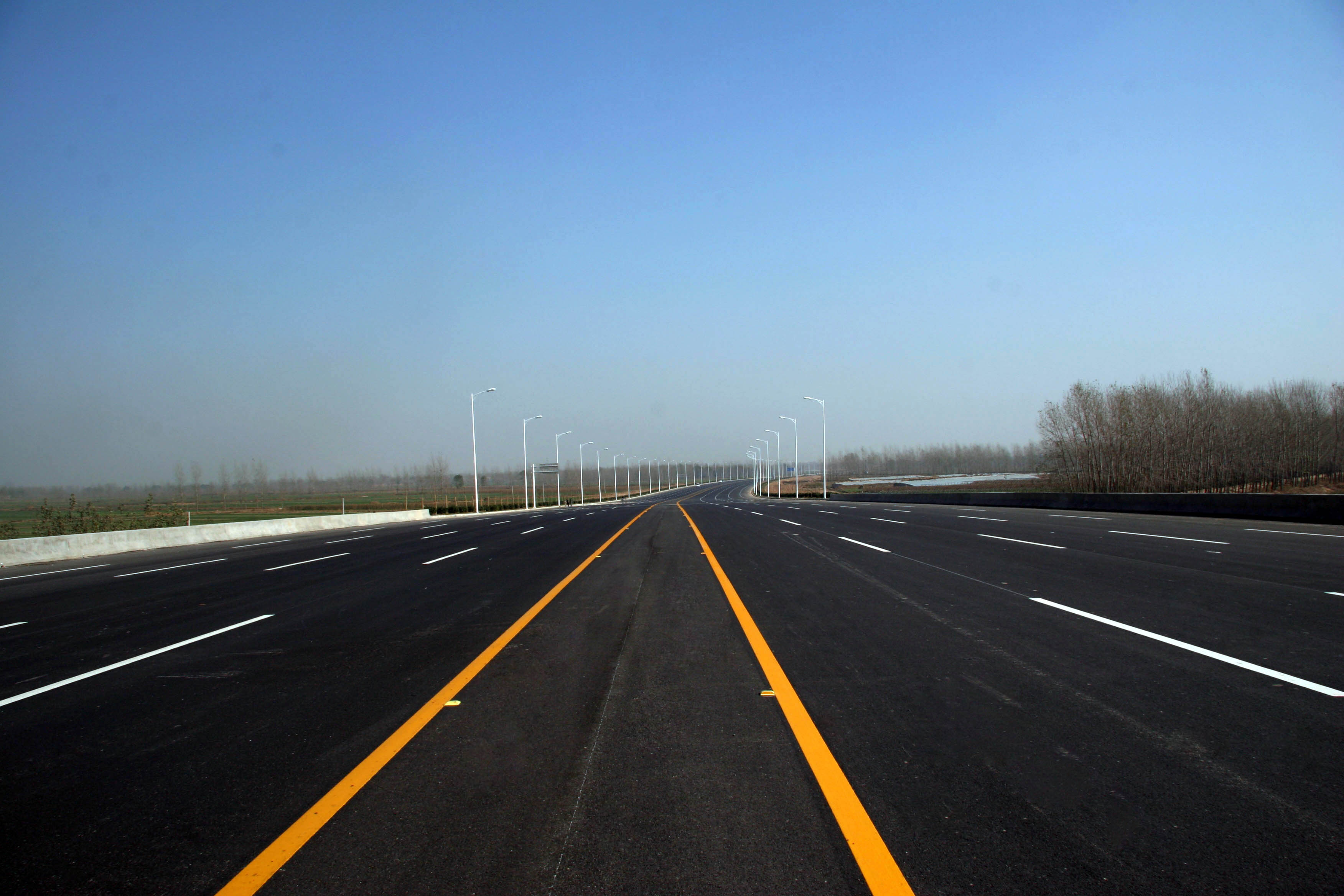 郑开大道——缩短城市距离的快速城市通道