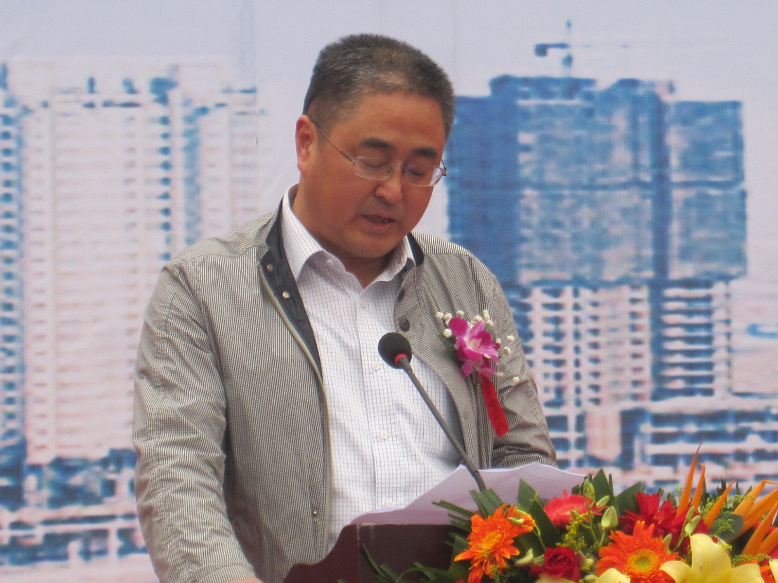 河南省住建厅建管处处长李新怀致辞