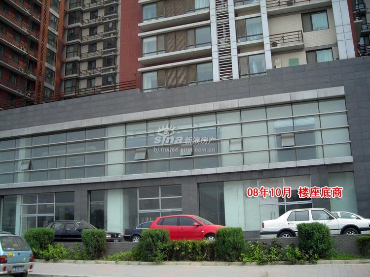 半岛国际公寓 实景图 出租底商1