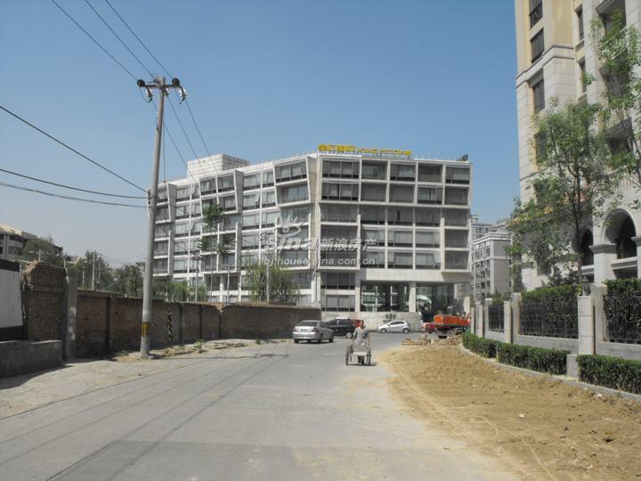 皇石国际公寓 实景图 楼盘外观