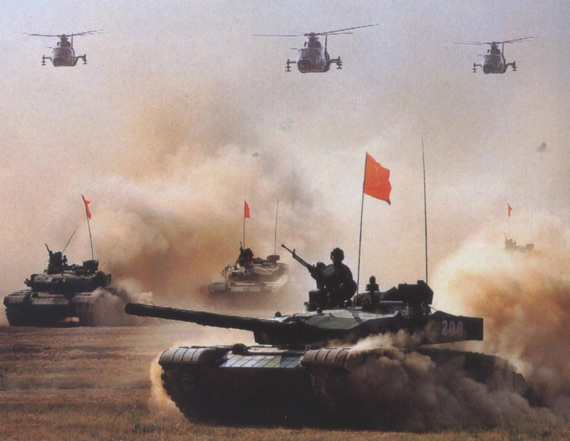 资料图:我军改进型99式坦克参加陆空联合作战演习