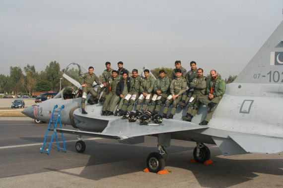 资料图:巴基斯坦空军目前已经接收8架枭龙战机