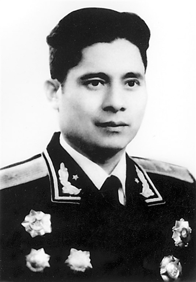原昆明军区司令张铚秀逝世 1955年获少将军衔