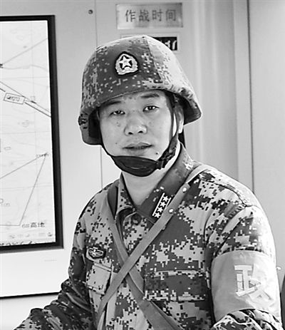 用党史军史锤炼精气神 广州军区75220部队政委 祝运璇