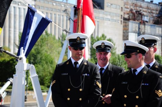 加拿大海军官兵.