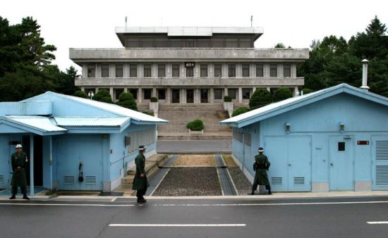 奥巴马本周日将首次访问朝韩非军事区