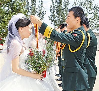 我骄傲我是军人的妻