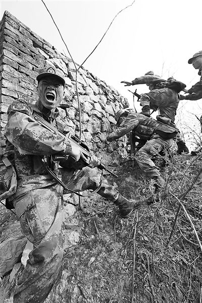 近日,75160部队以能打仗,打胜仗目标为牵引,聚焦实战强基础,掀起新一