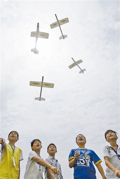 锡山实验小学直升天一图片