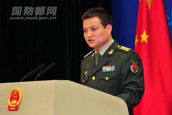 国防部新闻发言人杨宇军大校回答记者提问