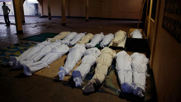 中非动乱现场尸横遍野:场面血腥请网友慎点