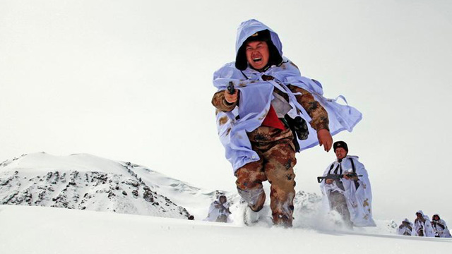 新疆邊防軍人雪海實戰:生命不息 戰鬥不止