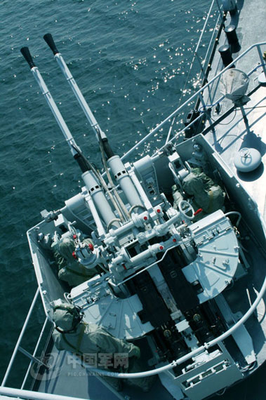 组图北海舰队沧州舰直9演练海空协同作战