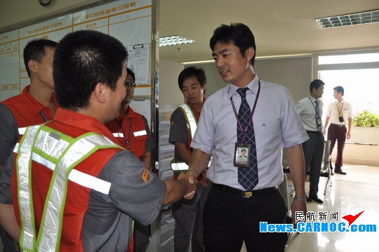 airlines company limited,简称"海航")总裁助理关磊及相关部门领导