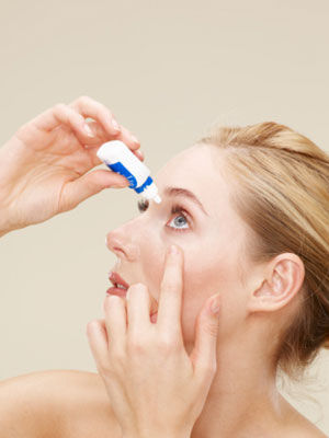 两种眼药水隔开10分钟