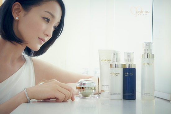 周迅续任cpb肌肤美丽之钥亚洲区形象大使|cpb肌肤美丽之钥|周迅代言