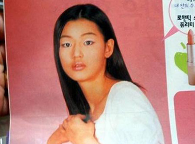 过容的女星总是特别推崇,全智贤就是其中一个,看看全智贤小时候的照片