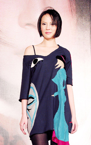 组图:穿对灰色就能迷住品位男(3)