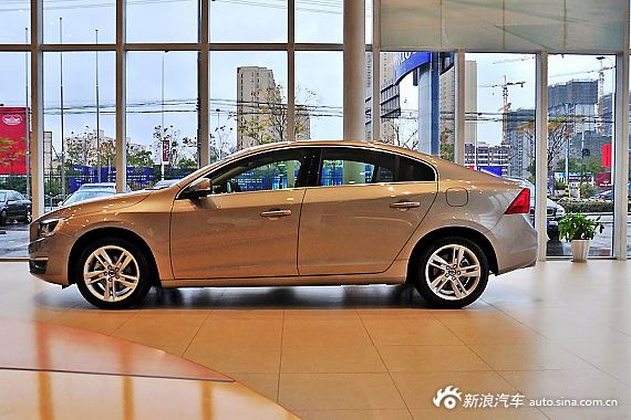 2014款沃尔沃S60L 2.0T自动智远版